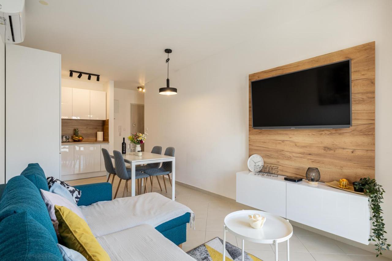 Cosy Apartment Terrano -Free Private Parking Split Exterior photo